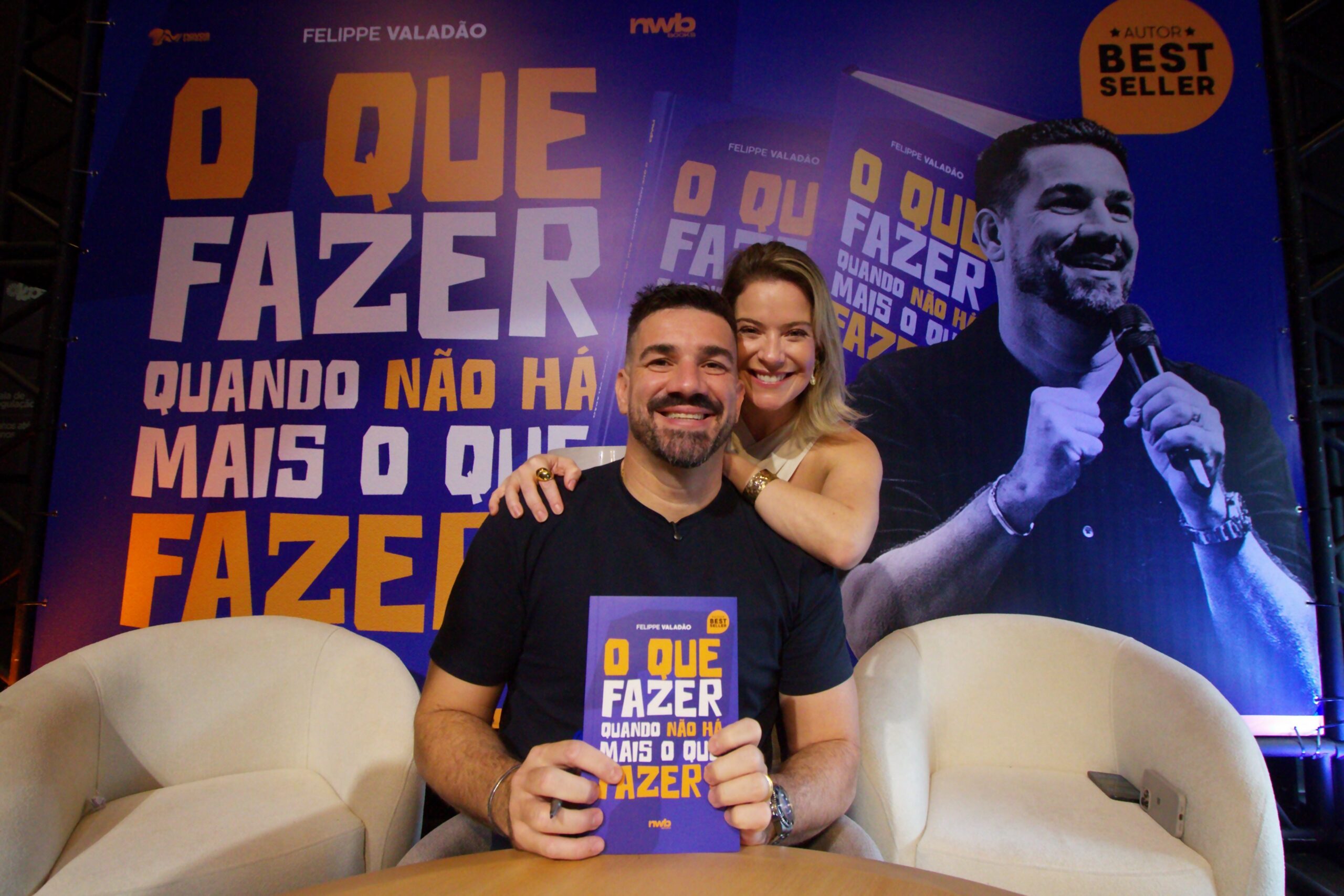 Novos Começos. Evangelho. Igreja. Fé. Cristo. Deus. Culto. Encontro. Presença. Espírito Santo. Transformação. Niterói. Pastor Felippe Valladão. Mariana Valadão.