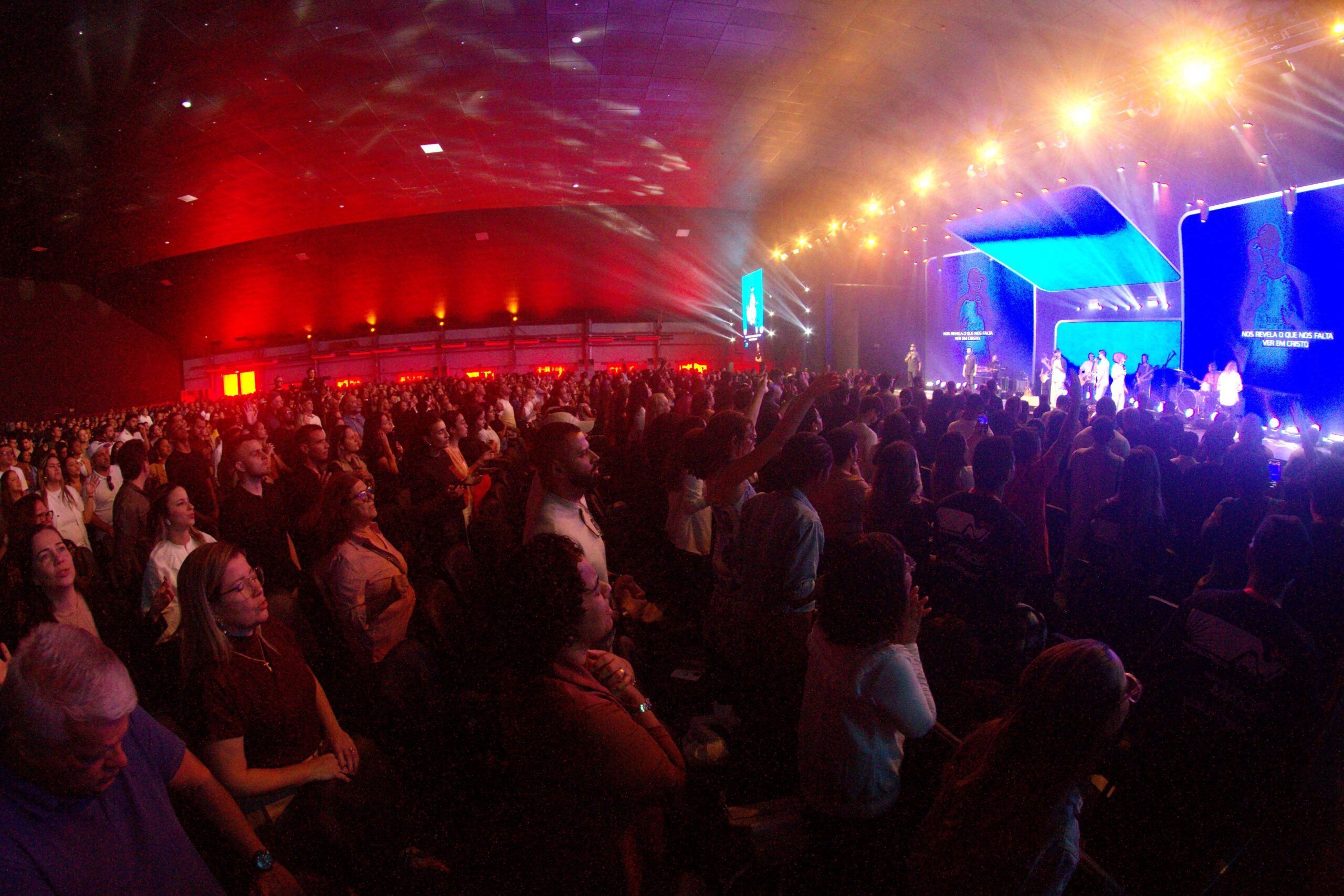 Novos Começos. Evangelho. Igreja. Fé. Cristo. Deus. Culto. Encontro. Presença. Espírito Santo. Transformação. Niterói. Pastor Felippe Valladão