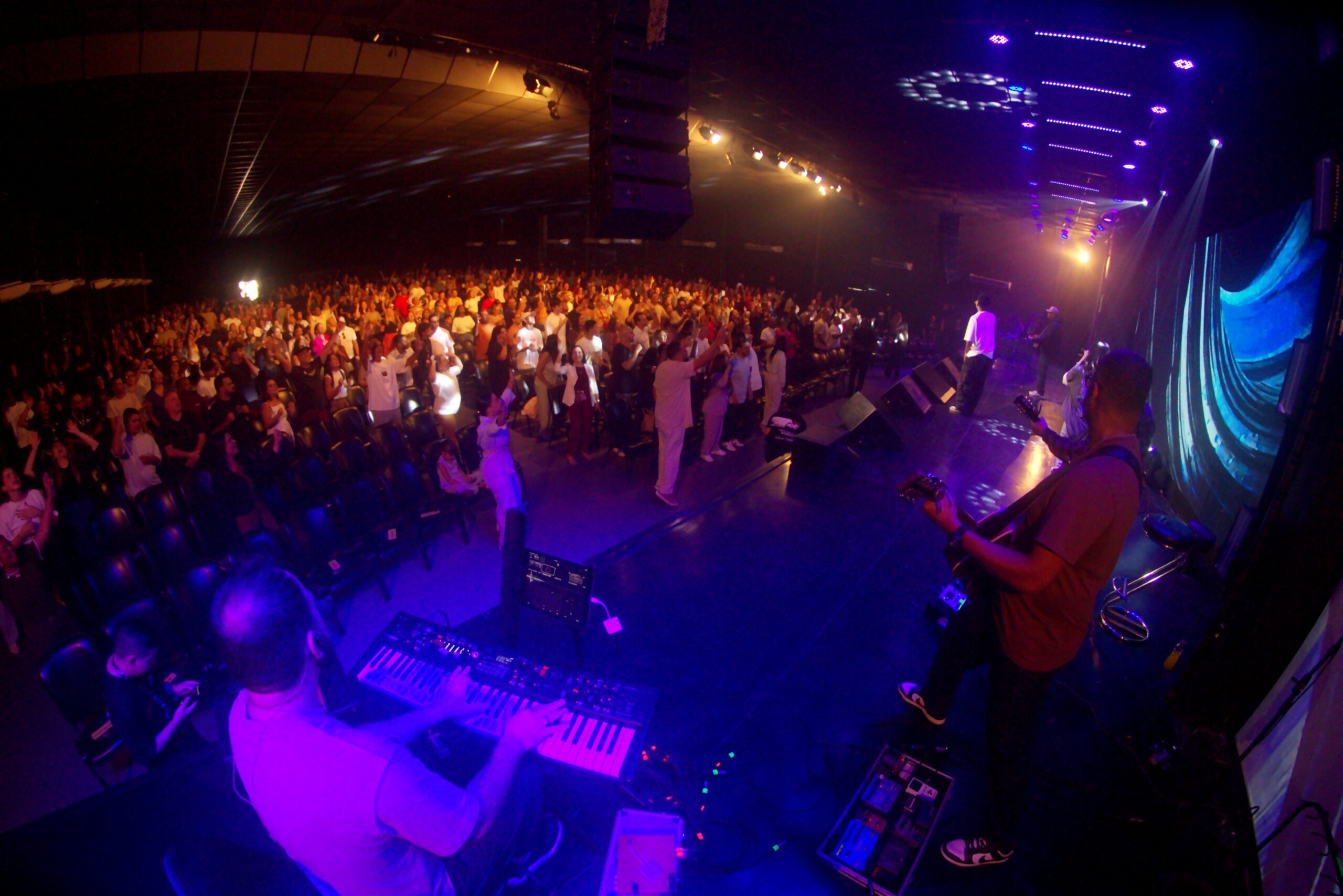 Novos Começos. Evangelho. Igreja. Fé. Cristo. Deus. Culto. Encontro. Presença. Espírito Santo. Transformação. Cabo Frio. Pastor Alex Souza.
