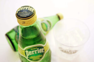 Gastronomia. Água. Perrier. Bebida.