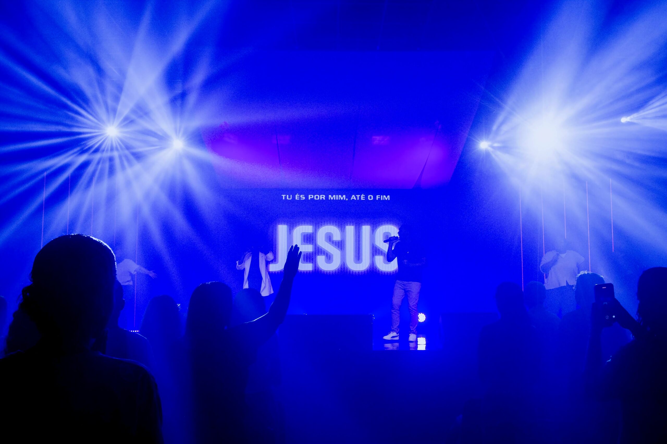 Novos Começos. Evangelho. Igreja. Fé. Cristo. Deus. Culto. Encontro. Presença. Espírito Santo. Transformação. Cabo Frio. Pastor Alex Souza.