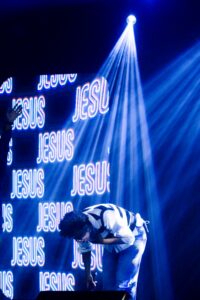 Novos Começos. Evangelho. Igreja. Fé. Cristo. Deus. Culto. Encontro. Presença. Espírito Santo. Transformação. Cabo Frio. Pastor Alex Souza.
