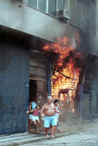 Fotojornalismo. Rio de Janeiro. Tijuca. Incêndio. Fogo.