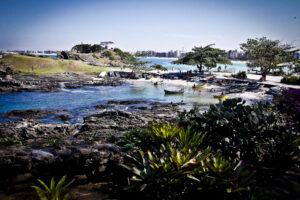 Paisagem. Rio de Janeiro. Ponto Turístico. Região dos Lagos. Cabo Frio. Praia. Praia do Forte. Igreja. Forte.