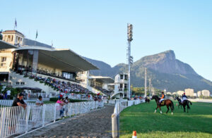 Hipismo. Esporte. Competição. Cavalo. Horse. Competition. Sport. Jockey. Corrida de cavalo.