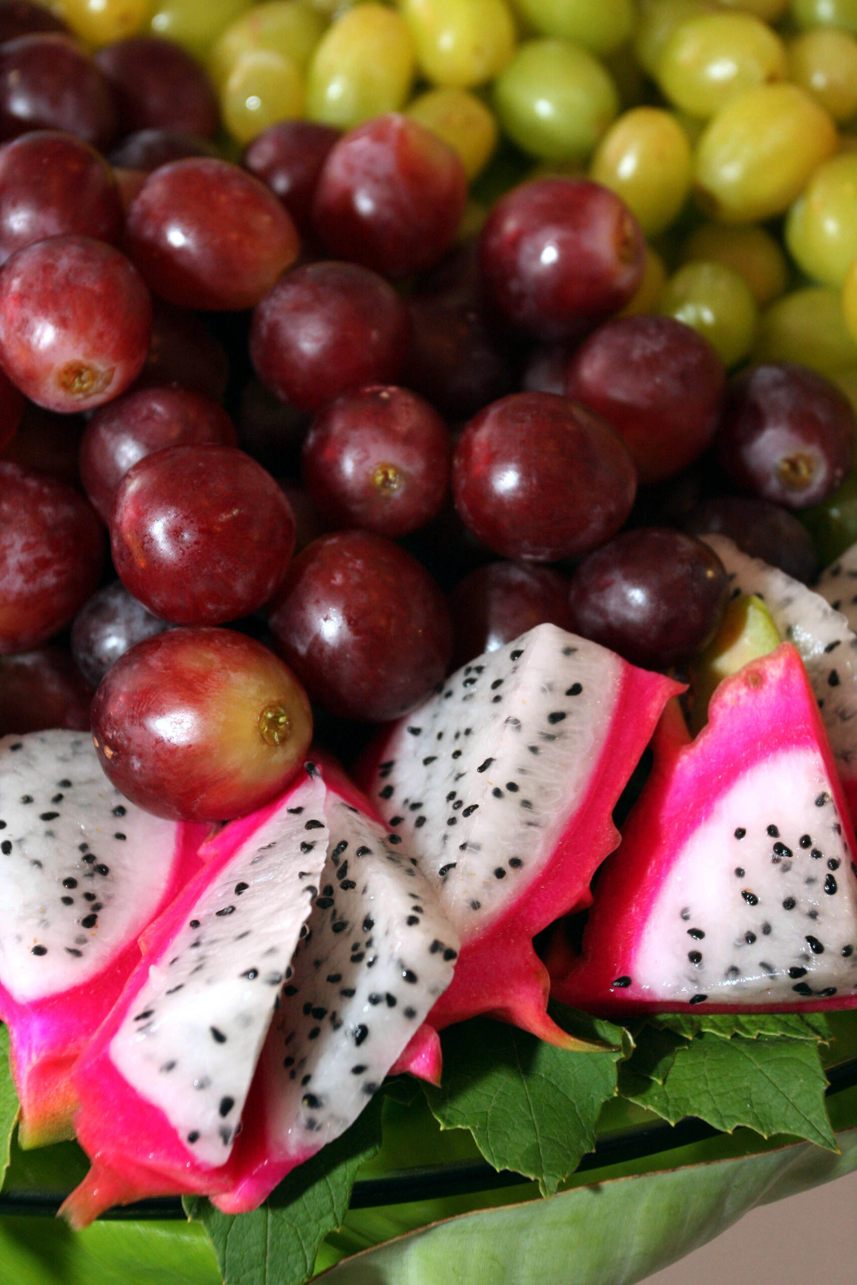 Restaurante. Food. Comida. Chef. Chefe de Cozinha. Sabor. Degustação. Fruta. Uva. Pitaia.
