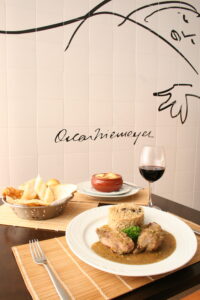 Gastronomia. Restaurante Olimpo. Estação Barcas Charitas São Francisco. Niterói. Rio de Janeiro.