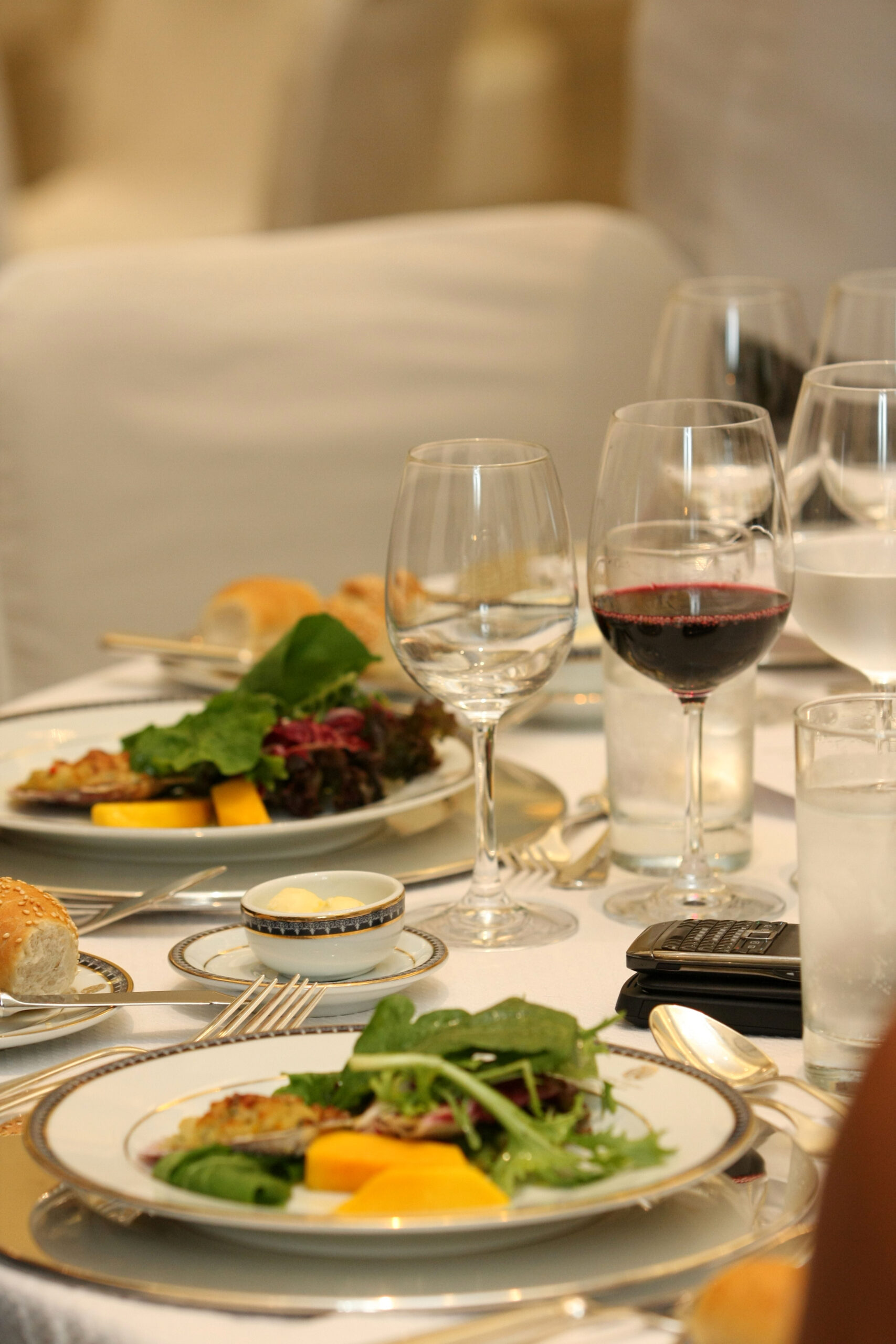 Gastronomia. Food. Sabor. Degustação. Restaurante. Vinho. Vinho Tinto. Prato principal.