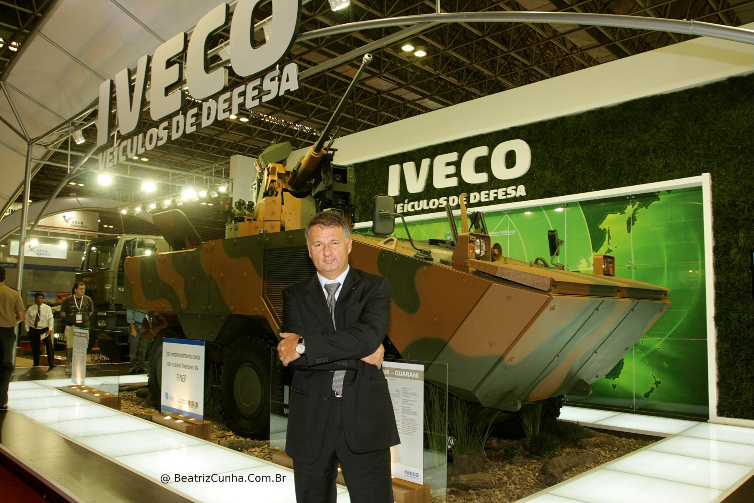 Evento Corporativo. Cobertura Fotográfica. Evento Social. Fotografia. Congresso. Segurança. IVECO Veículos de Defesa. Centro de Exposição. RioCentro. Rio de Janeiro. RJ. LAAD. Feira.